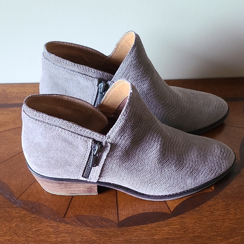 Women's Gray Suede Ankle Boots
